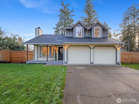 Photo of 17019 11th Avenue Ct E, Spanaway, WA 98387 (MLS # 2461578)