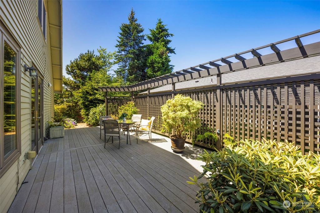 Photo of 24439 9th Place S, Des Moines, WA 98198 (MLS # 2248044)