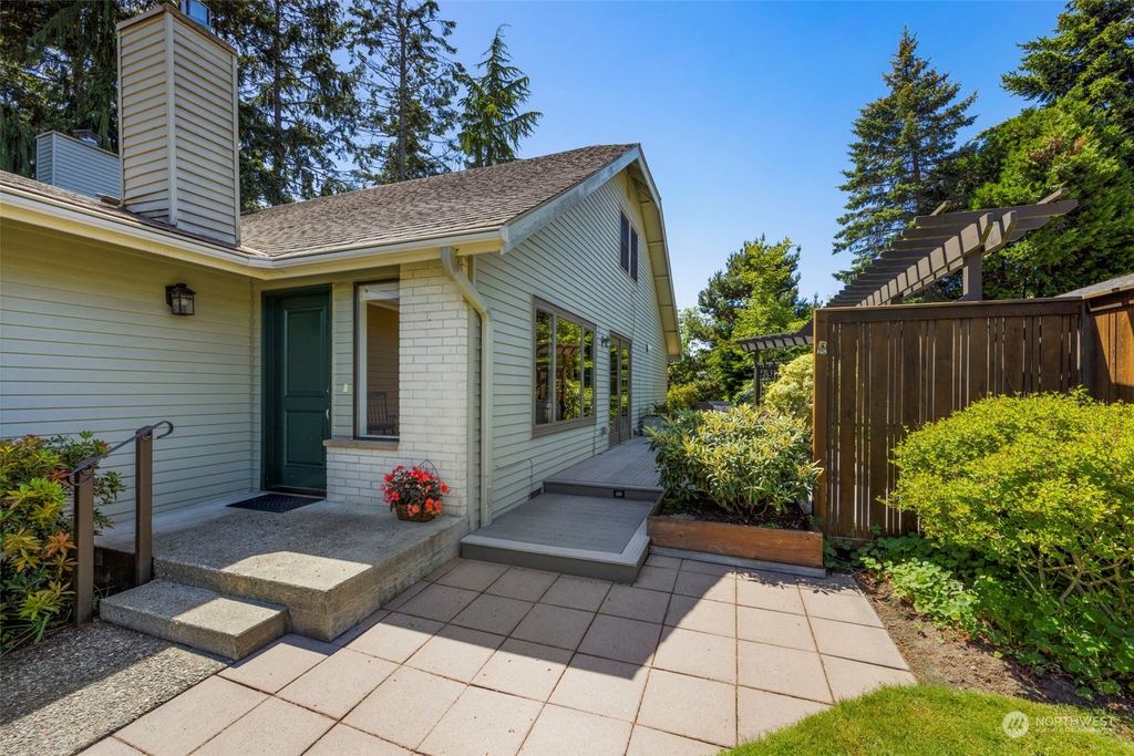 Photo of 24439 9th Place S, Des Moines, WA 98198 (MLS # 2248044)
