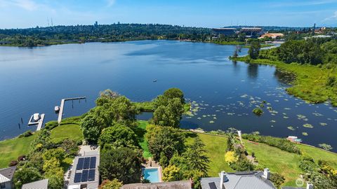 Photo of 3925 NE Surber Drive, Seattle, WA 98105 (MLS # 2538577)