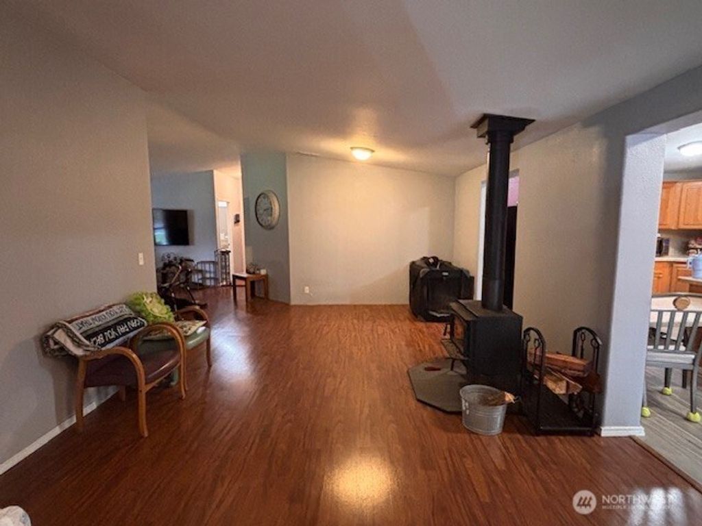 Photo of 121 Atmore Road, Toutle, WA 98646 (MLS # 2478759)