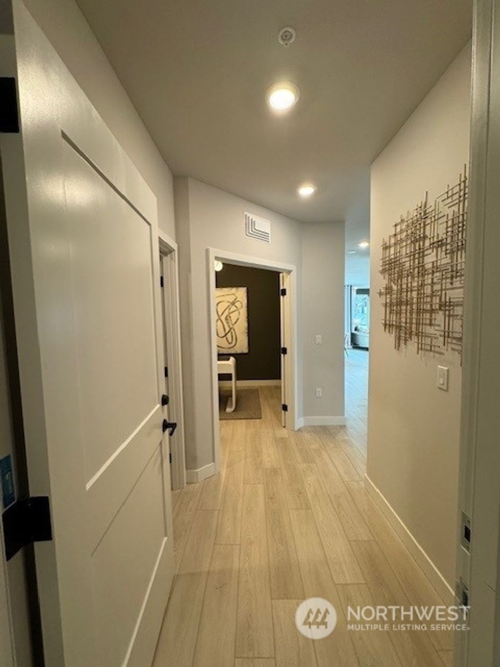 Photo of 6901 NE 184th Lane #311, Kenmore, WA 98028 (MLS # 2239852)