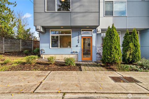 5936 S 36th Avenue A Seattle WA 98118