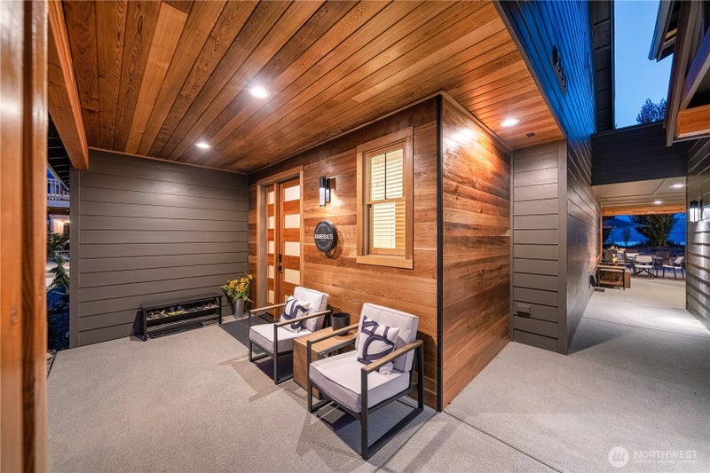 252 Porcupine Lane