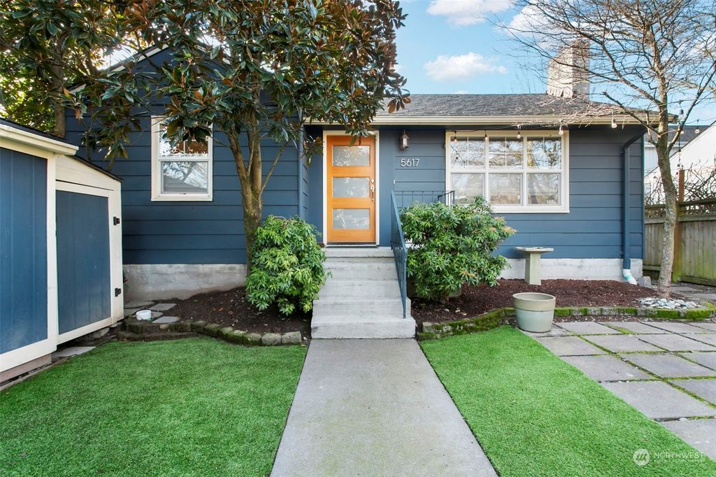 Photo of 5617 Fauntleroy Way SW, Seattle, WA 98136 (MLS # 2037057)