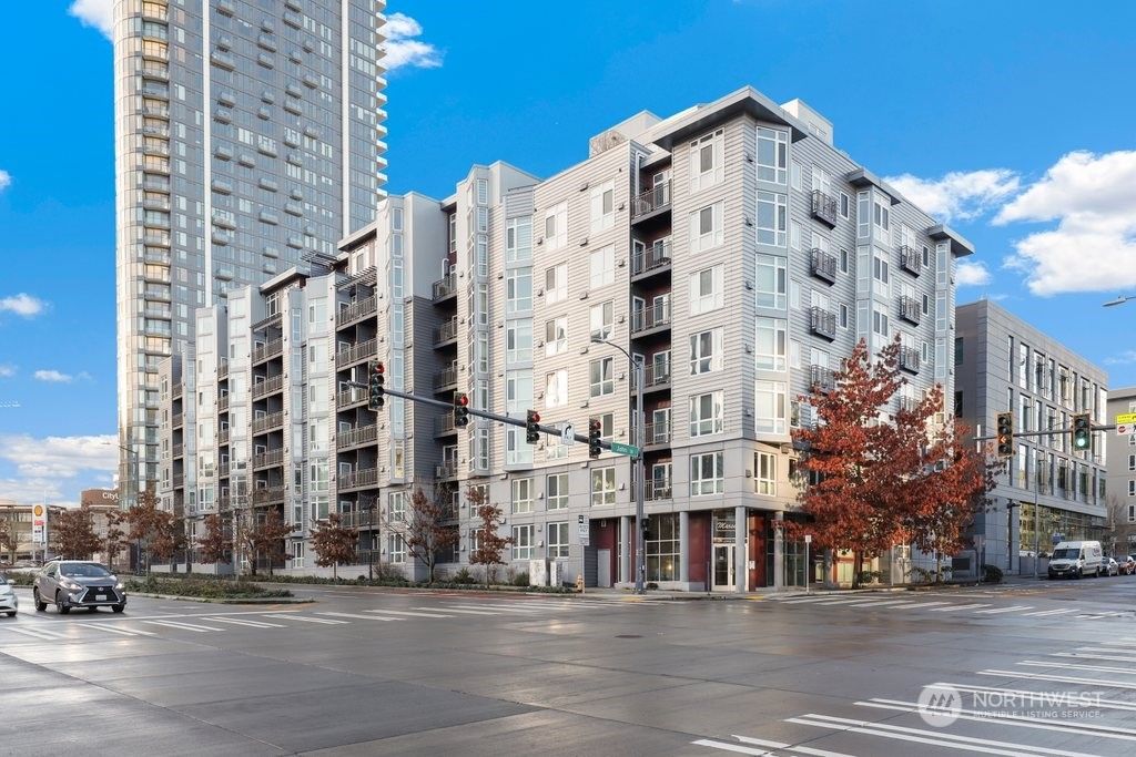 Photo of 699 John Street #710, Seattle, WA 98109 (MLS # 2026538)