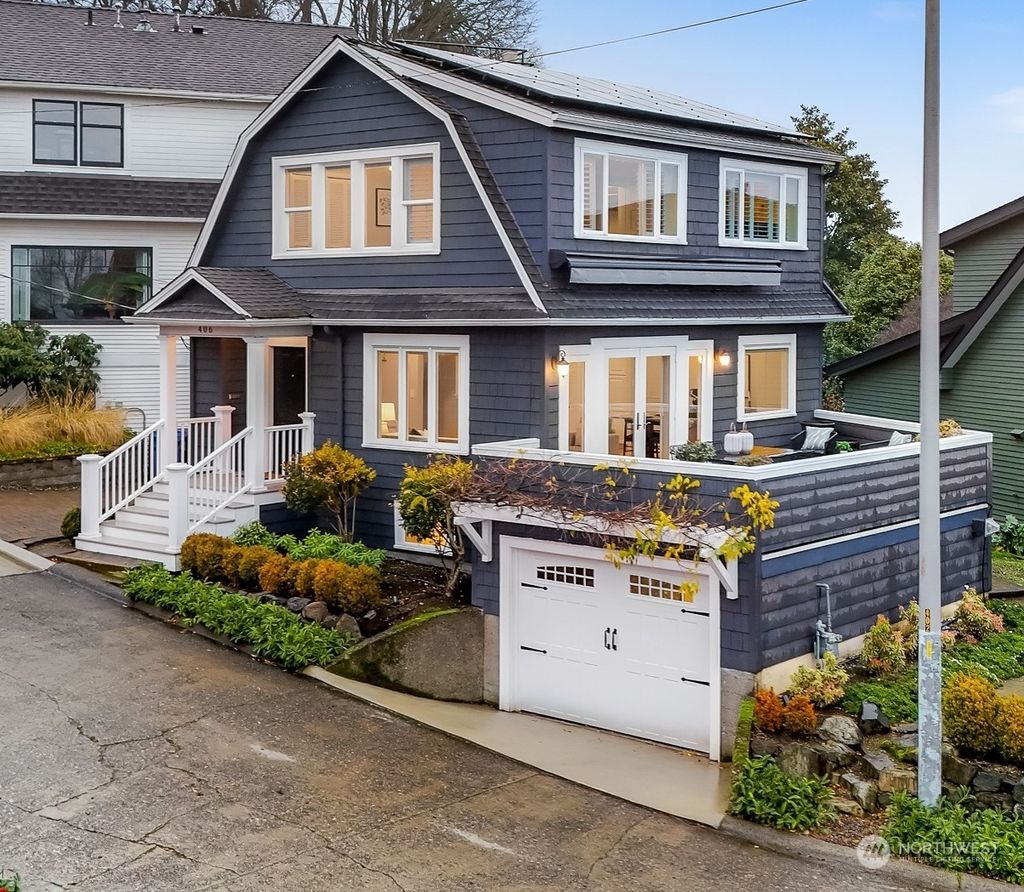 Photo of 406 Comstock Place, Seattle, WA 98109 (MLS # 2330519)