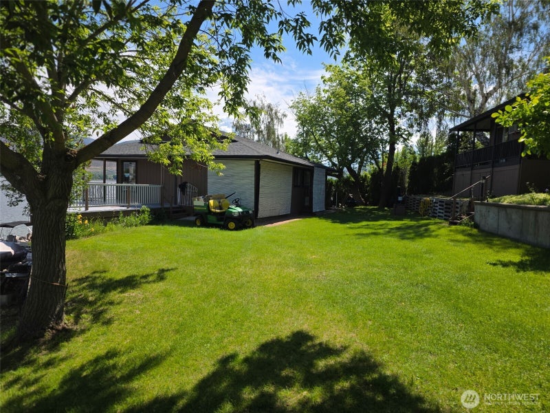 33524 Hwy 97 B