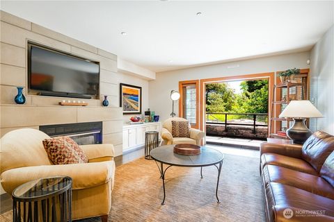9525 Semiahmoo Parkway Unit A104, Blaine, WA 98230 - MLS#: 2339942