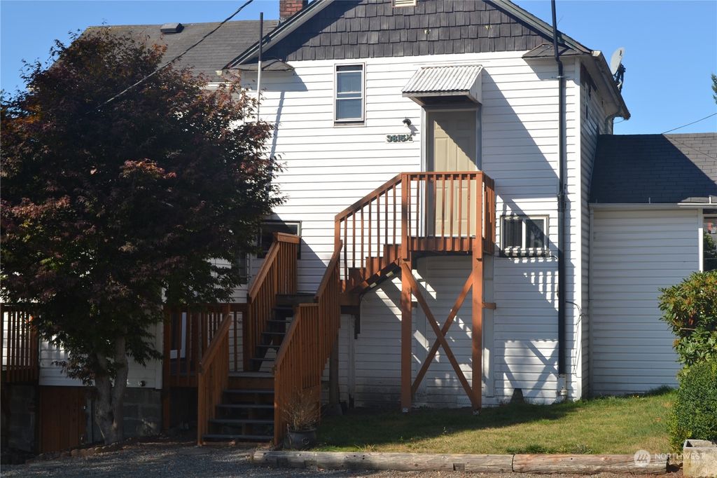 Photo of 3815 Wetmore Avenue, Everett, WA 98201 (MLS # 2160298)