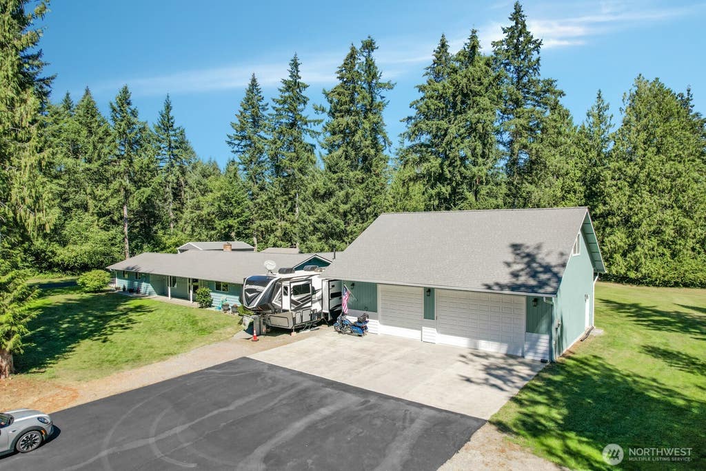 Photo of 3824 107th Avenue SW, Olympia, WA 98512 (MLS # 2568603)