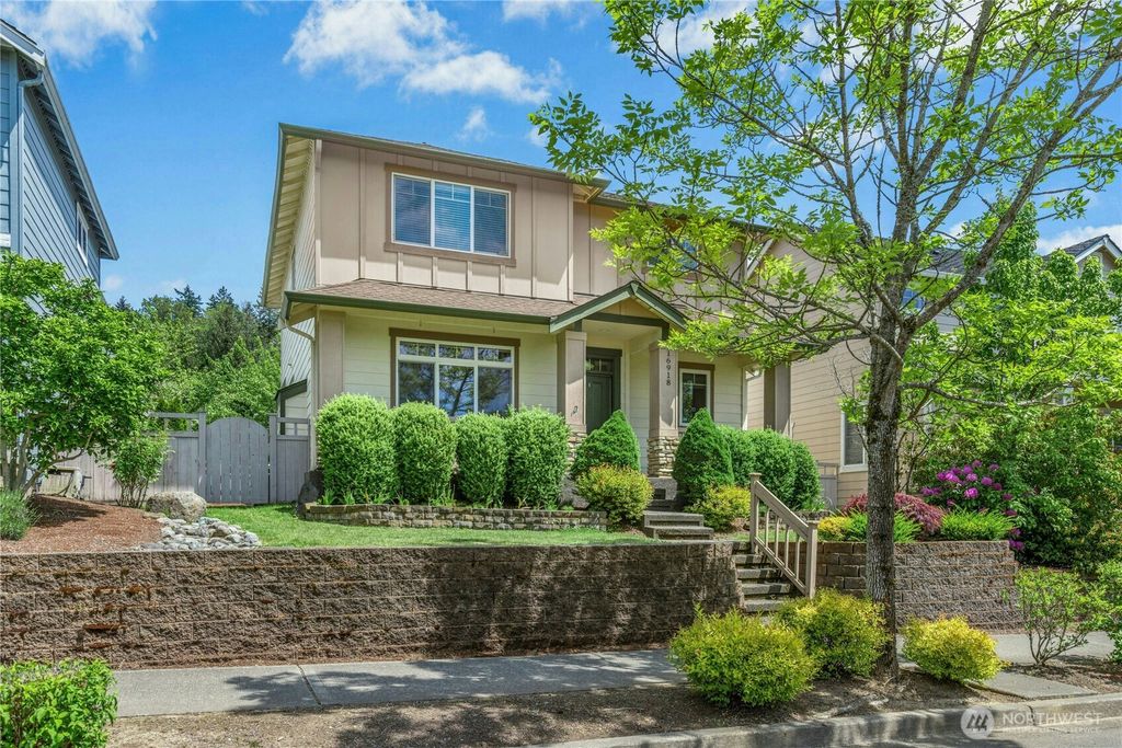 Photo of 16918 Woodside Drive SE, Renton, WA 98058 (MLS # 2527770)