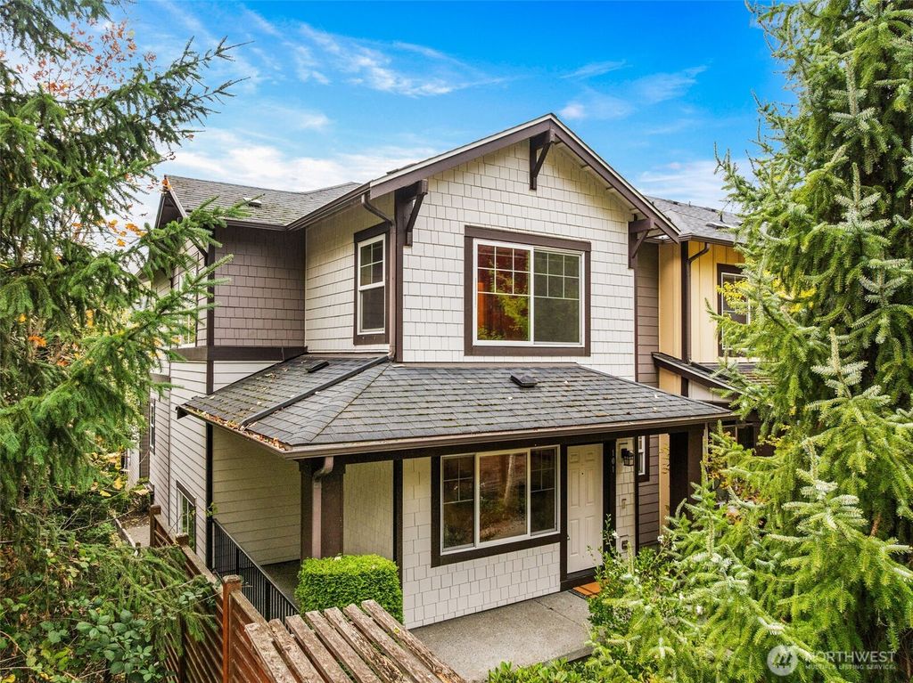 Photo of 10260 157th Place NE #101, Redmond, WA 98052 (MLS # 2448320)