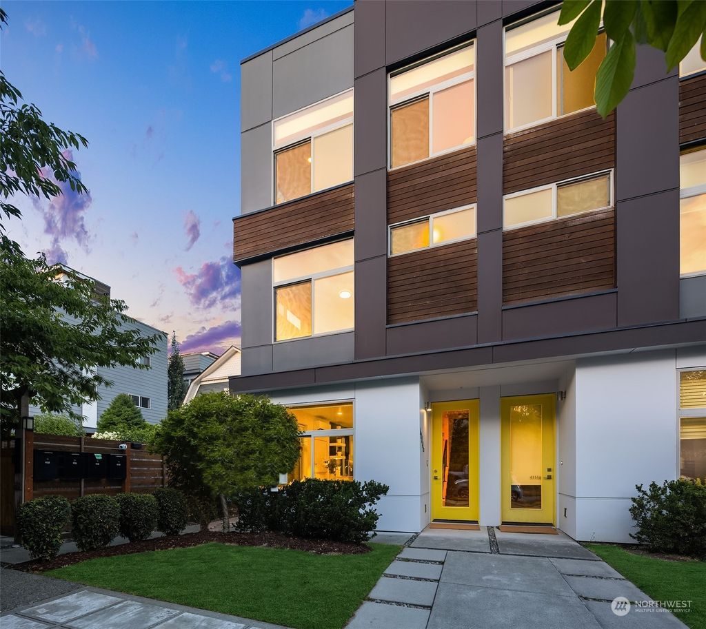 Photo of 4114 Linden Avenue N #B, Seattle, WA 98103 (MLS # 2150553)