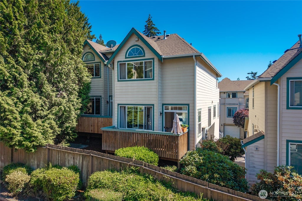 Photo of 821 Sunset Boulevard NE #F1, Renton, WA 98056 (MLS # 2560962)