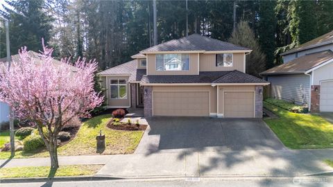 Photo of 417 SW 353rd Street, Federal Way, WA 98023 (MLS # 2500903)