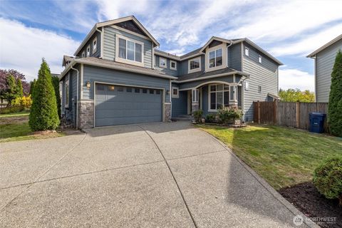 Photo of 2504 SW 201st Place SW Pl, Lynnwood, WA 98036 (MLS # 2445718)
