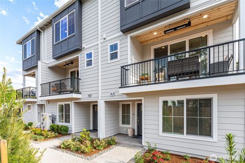Photo of 1322 194th Street SE #D1, Bothell, WA 98012 (MLS # 2442854)