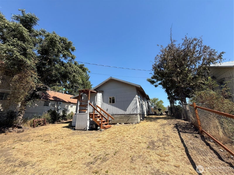426 Hanford Street