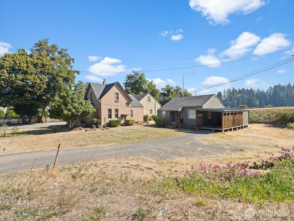 Photo of 4815 NE Hazel Dell Avenue, Vancouver, WA 98663 (MLS # 2575909)