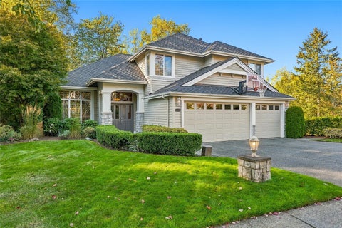 Photo of 15229 80th Ave Avenue NE, Kenmore, WA 98028 (MLS # 2595640)