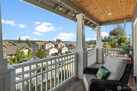 41 E Blackwell Street Allyn WA 98524