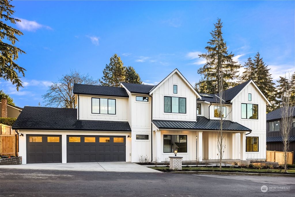 Photo of 7921 SE 72nd Place, Mercer Island, WA 98040 (MLS # 1874966)