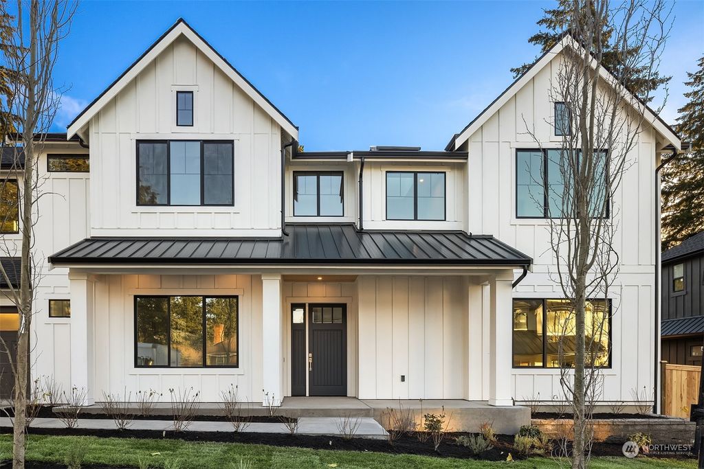 Photo of 7921 SE 72nd Place, Mercer Island, WA 98040 (MLS # 1874966)