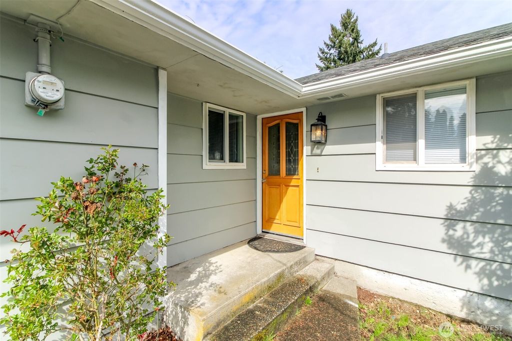 Photo of 1317 Stillwell Street NE, Olympia, WA 98516 (MLS # 2493741)