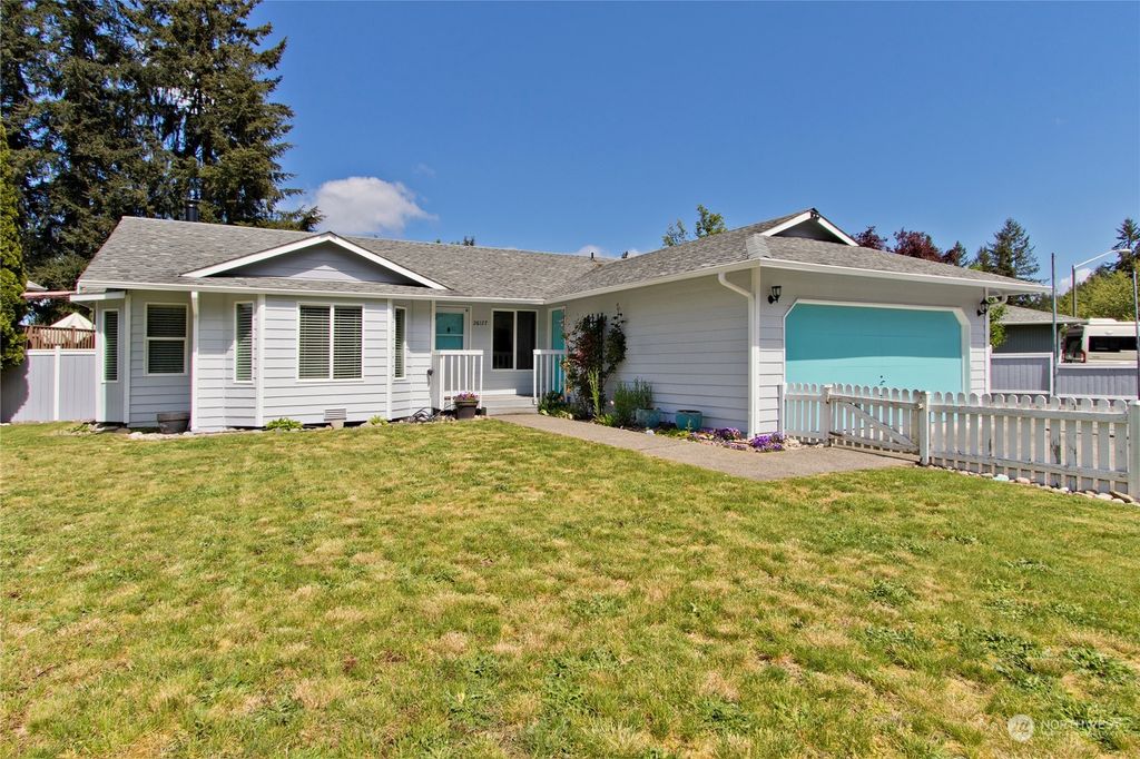 Photo of 26127 192nd Place SE, Covington, WA 98042 (MLS # 2234224)