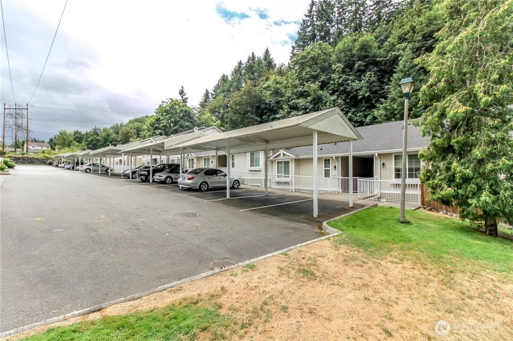 Photo of 701 Harrington Place SE #1136, Renton, WA 98058 (MLS # 2448998)