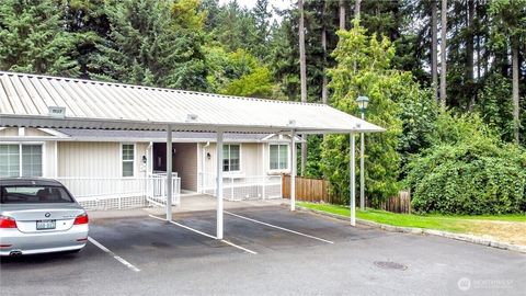 Photo of 701 Harrington Place SE #1136, Renton, WA 98058 (MLS # 2448998)