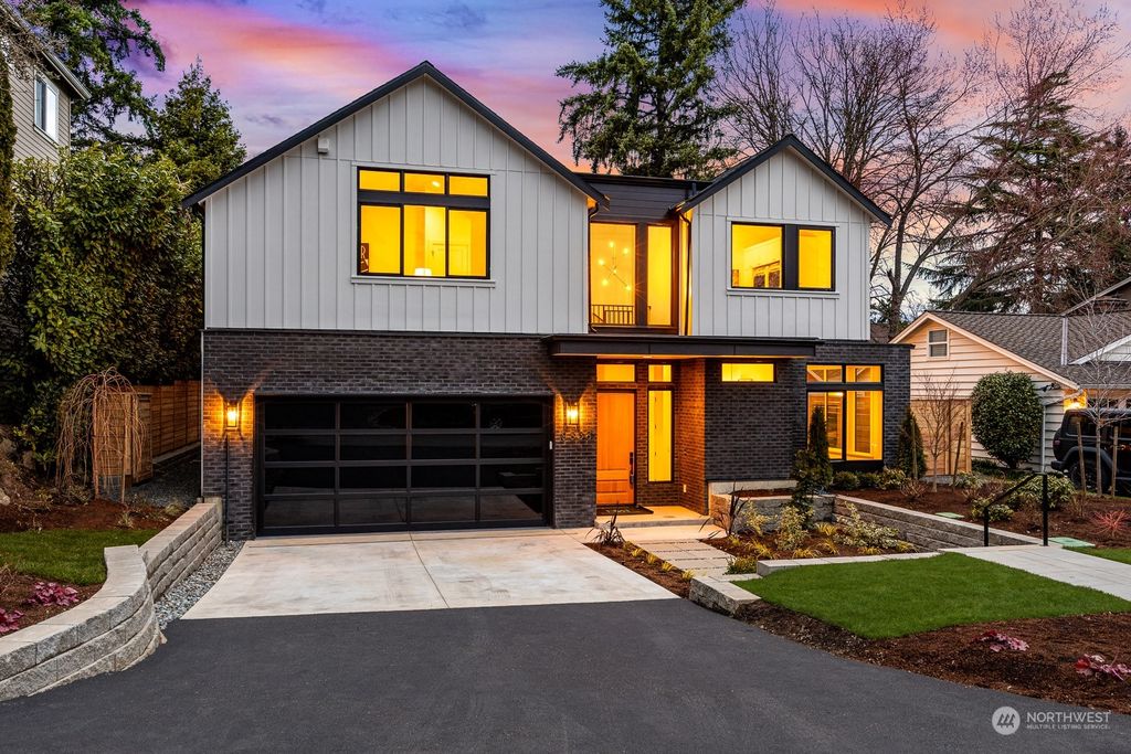 Photo of 9838 NE 27th Street, Bellevue, WA 98004 (MLS # 2201028)