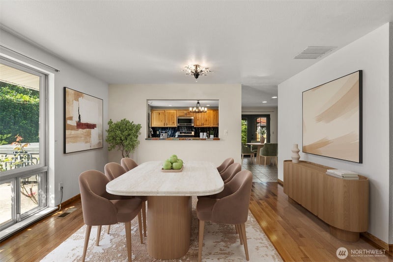 2011 Baker Terrace SE