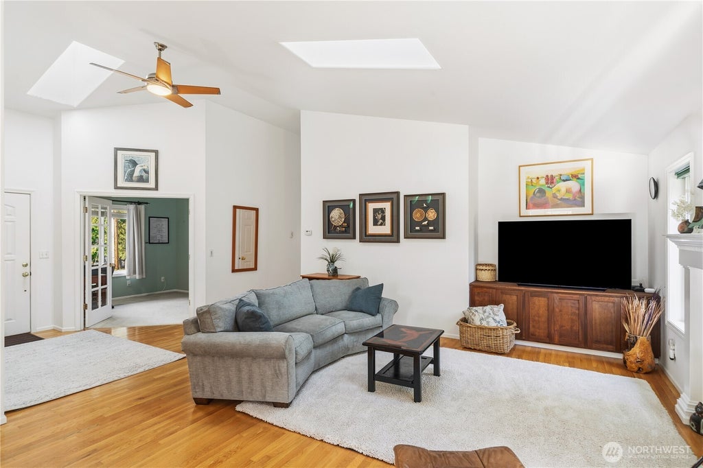 Photo of 131 Huckleberry Place, Port Townsend, WA 98368 (MLS # 2550509)