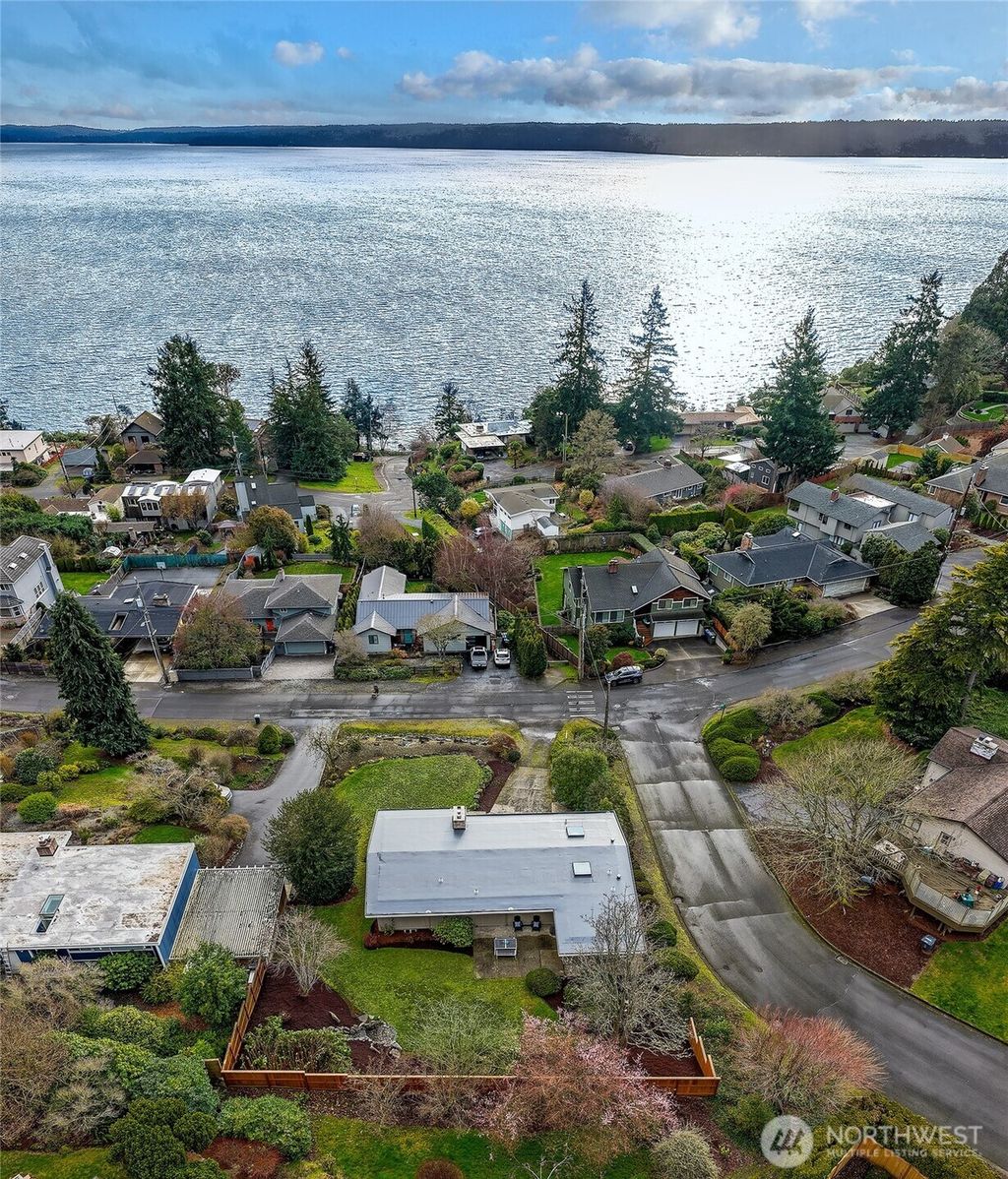 Photo of 12108 Marine View Drive SW, Burien, WA 98146 (MLS # 2480814)