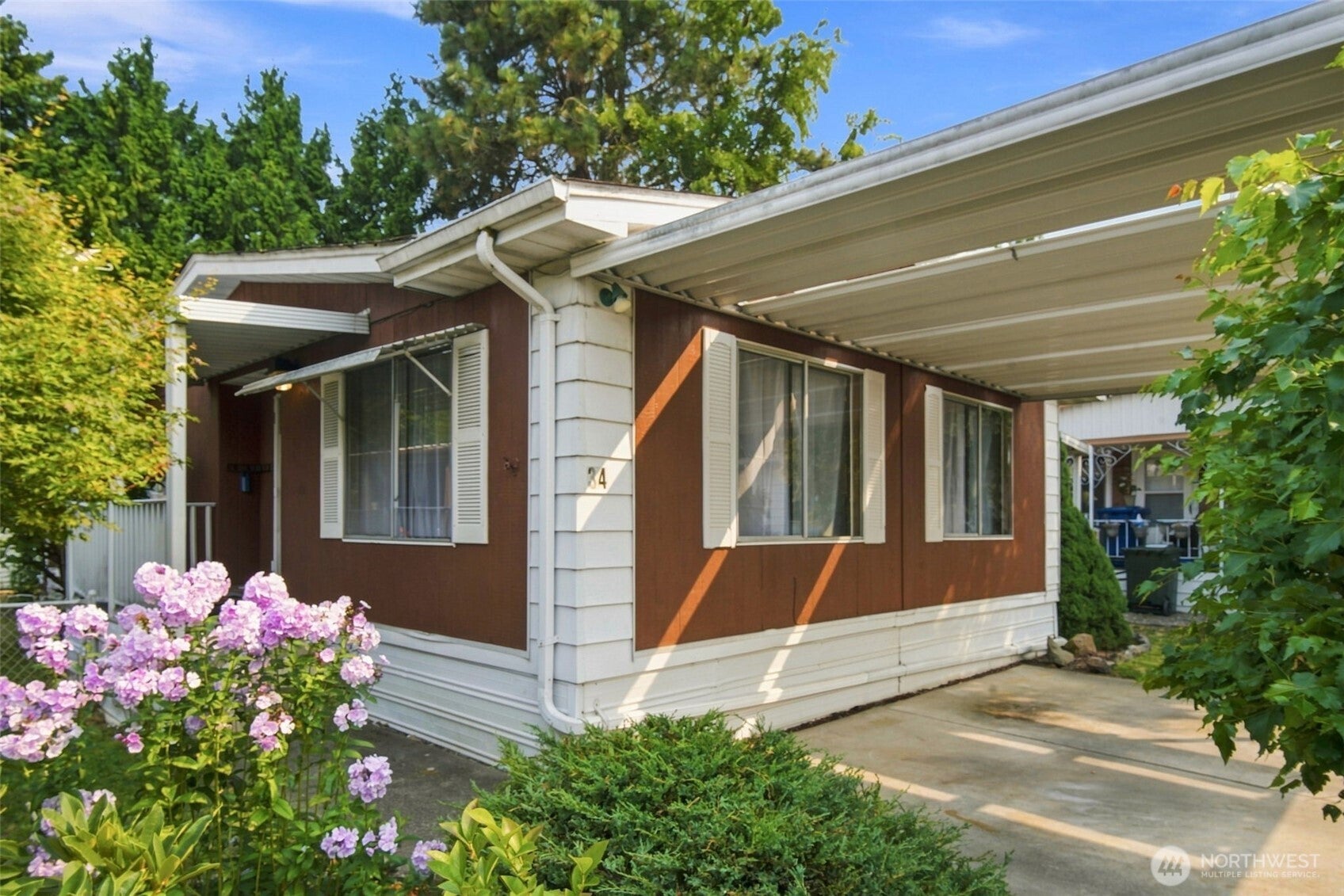 1510 Maple Lane 34