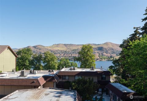 A home in Chelan