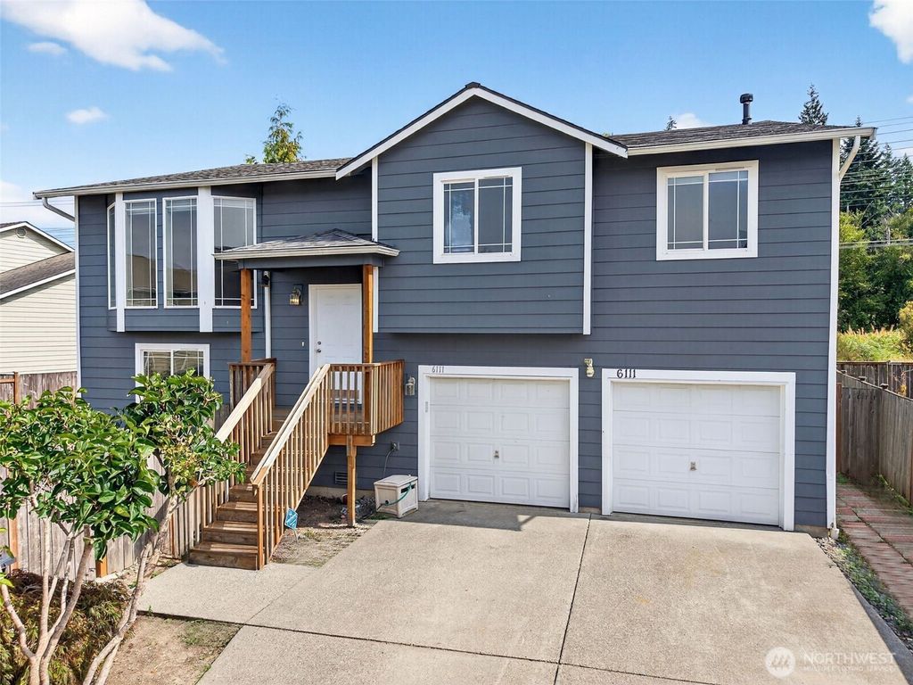 Photo of 6111 80th Avenue NE, Marysville, WA 98270 (MLS # 2425632)