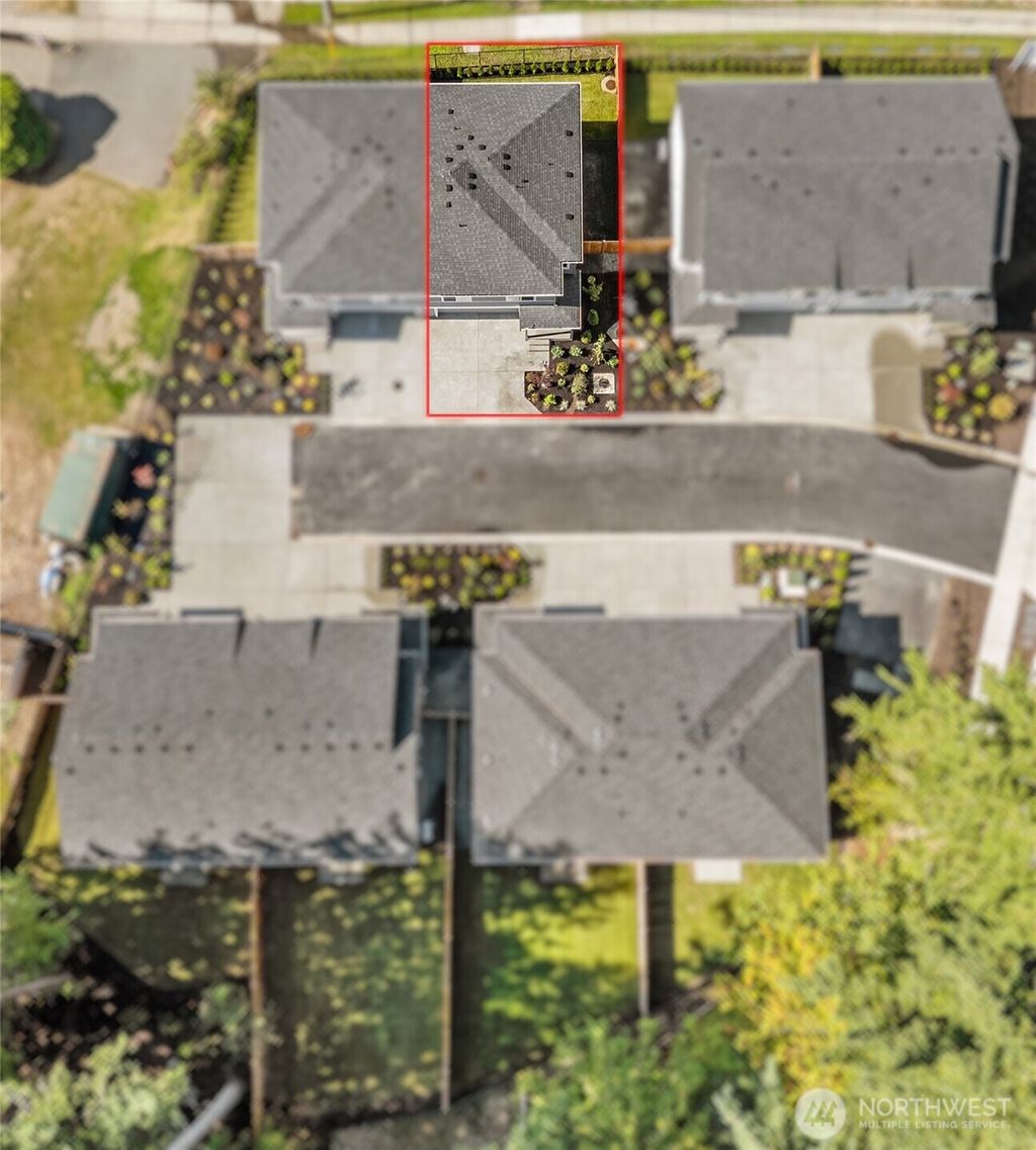 Photo of 118 169th Place SW #B, Bothell, WA 98012 (MLS # 2495534)