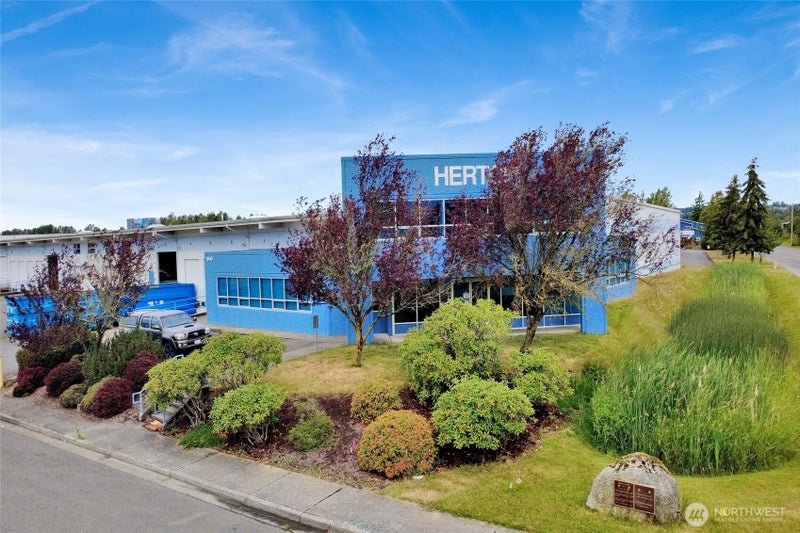1810 Scout Place