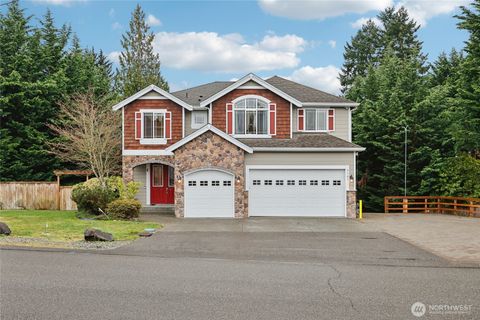 Photo of 4707 NE 7th Place, Renton, WA 98059 (MLS # 2489234)