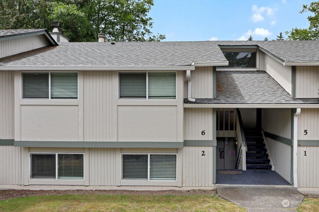 Photo of 32323 4th Place S #O2, Federal Way, WA 98003 (MLS # 2129448)