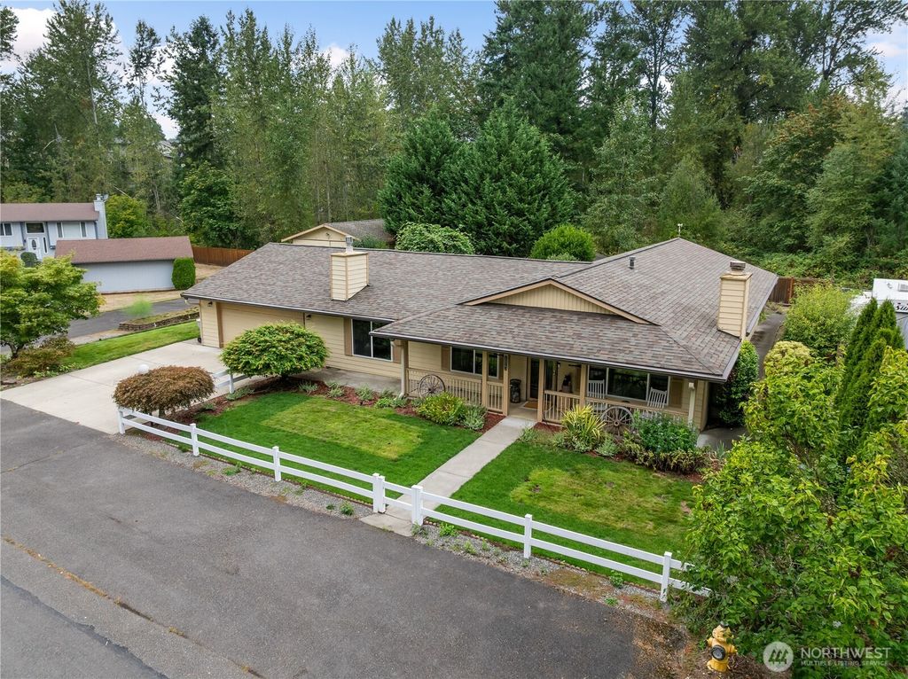 Photo of 18518 SE 244th Place, Covington, WA 98042 (MLS # 2432924)