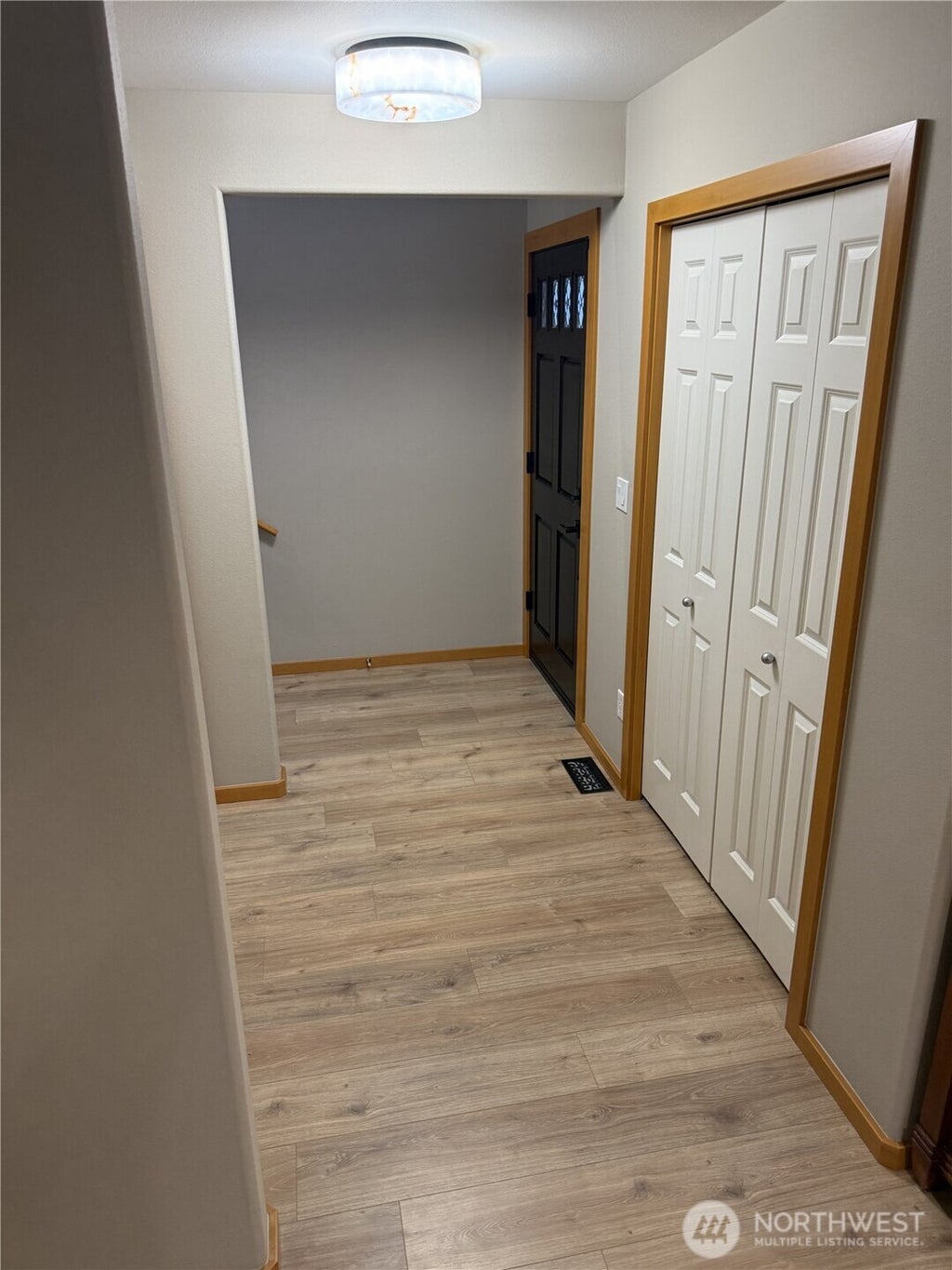 Photo of 11526 NE 116th Street, Kirkland, WA 98034 (MLS # 2552369)