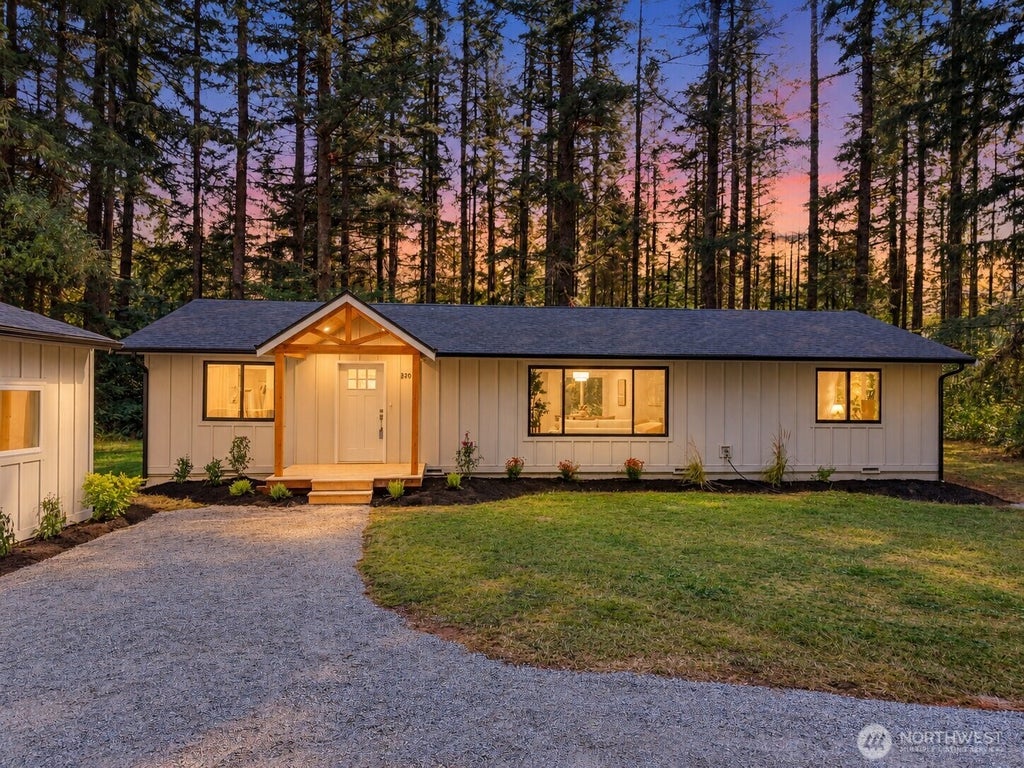 Photo of 32011 SE 268th Street, Ravensdale, WA 98051 (MLS # 2571799)