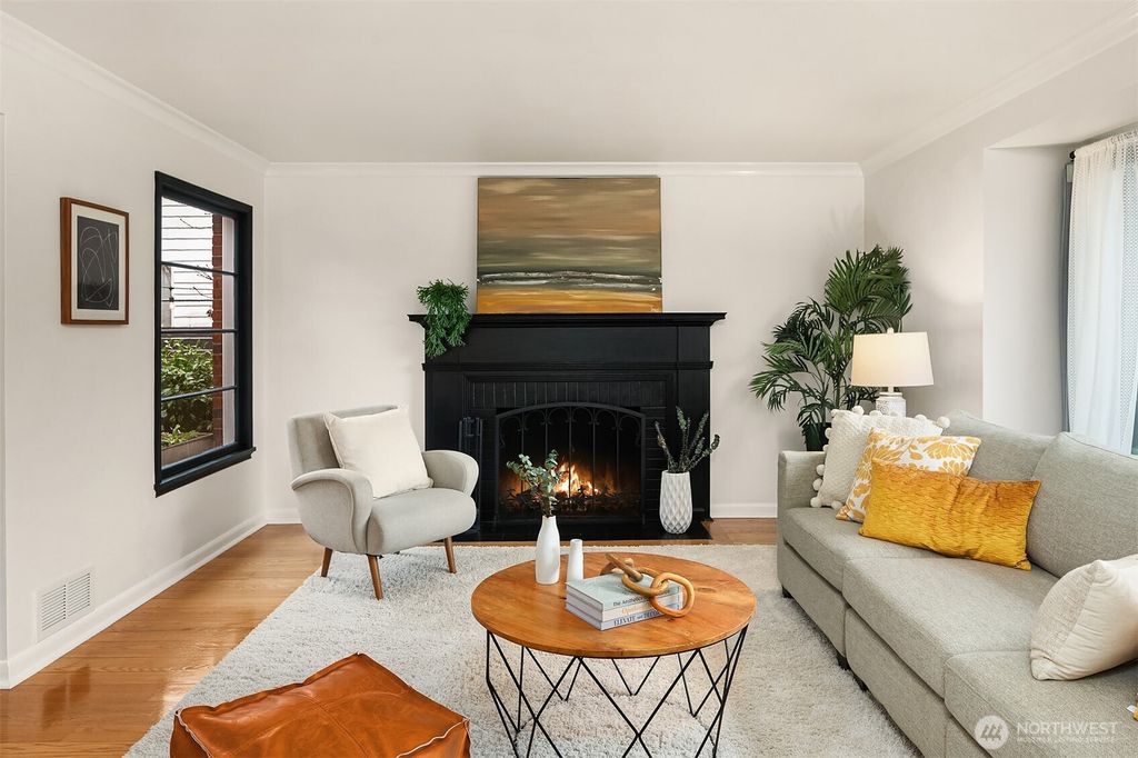 Photo of 3211 NW 70th Street, Seattle, WA 98117 (MLS # 2335305)