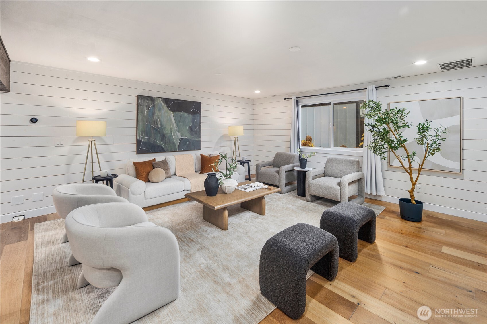 7610 220th Avenue NE