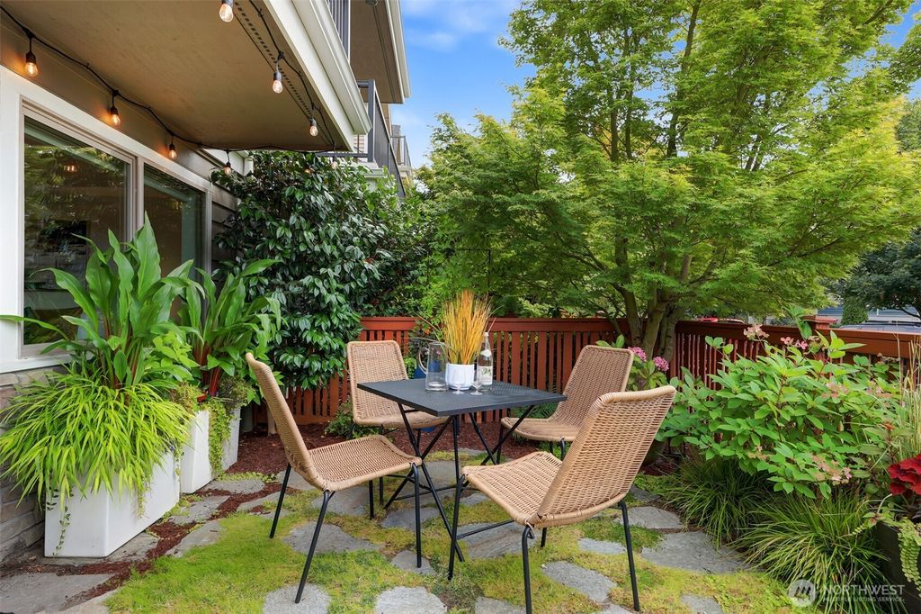 Photo of 6526 A 42nd Avenue SW, Seattle, WA 98136 (MLS # 2414366)