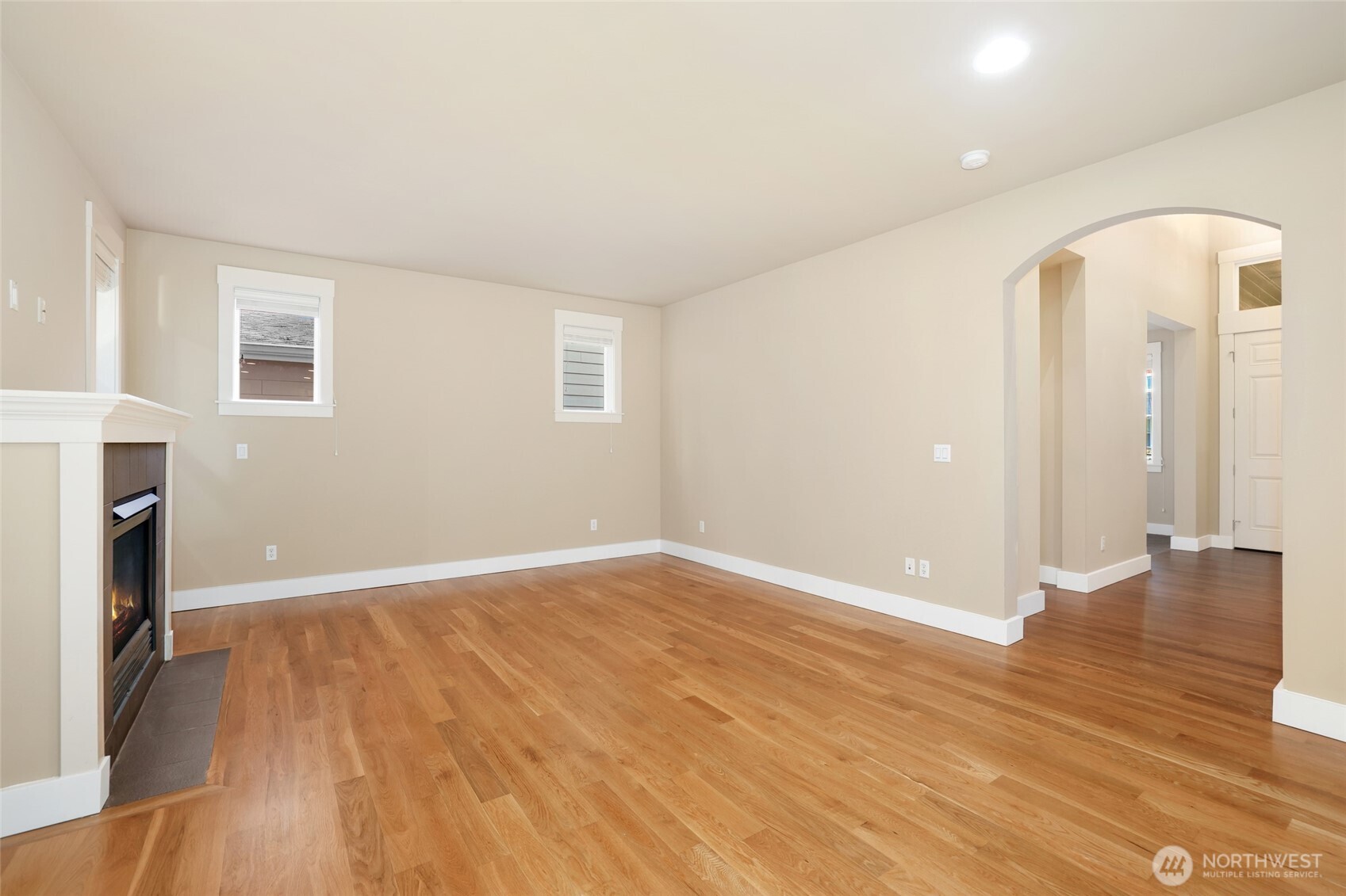 3907 Cameron Drive NE